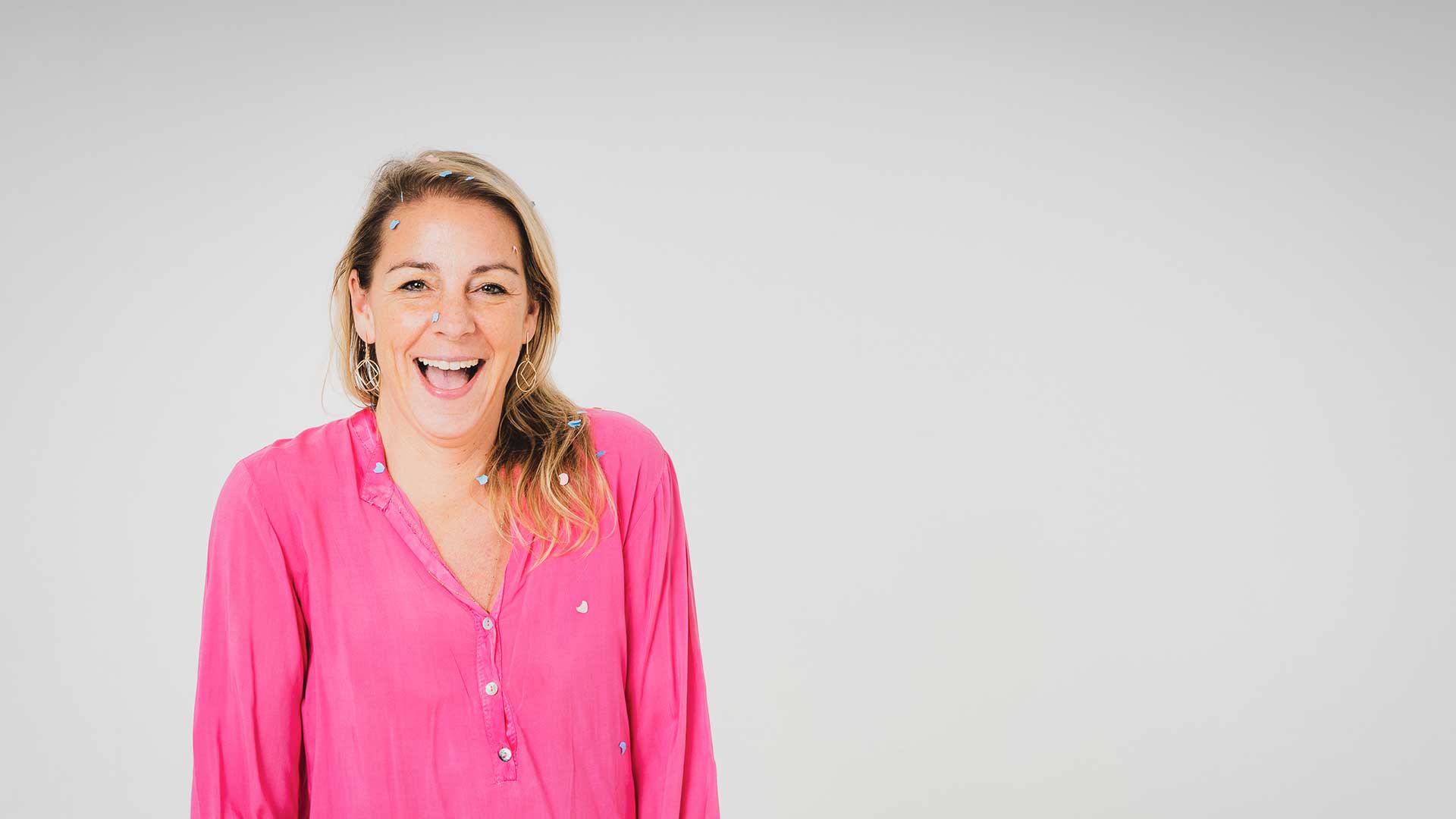 Happiness looks gorgeous on you!